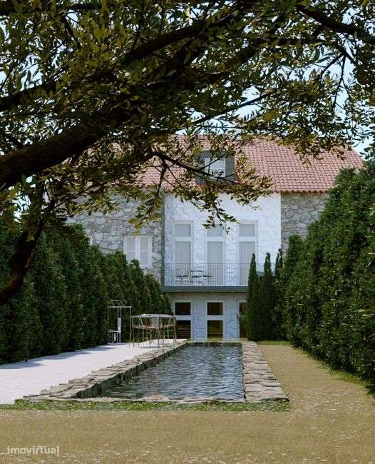 Prédio à venda no Centro de Guimarães-0