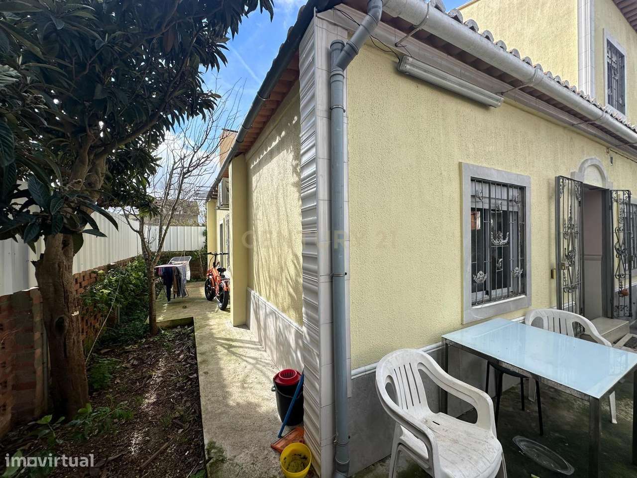 Moradia Bi-Familiar Renovada em Olival Basto – Quinta da Várzea - Grande imagem: 4/17