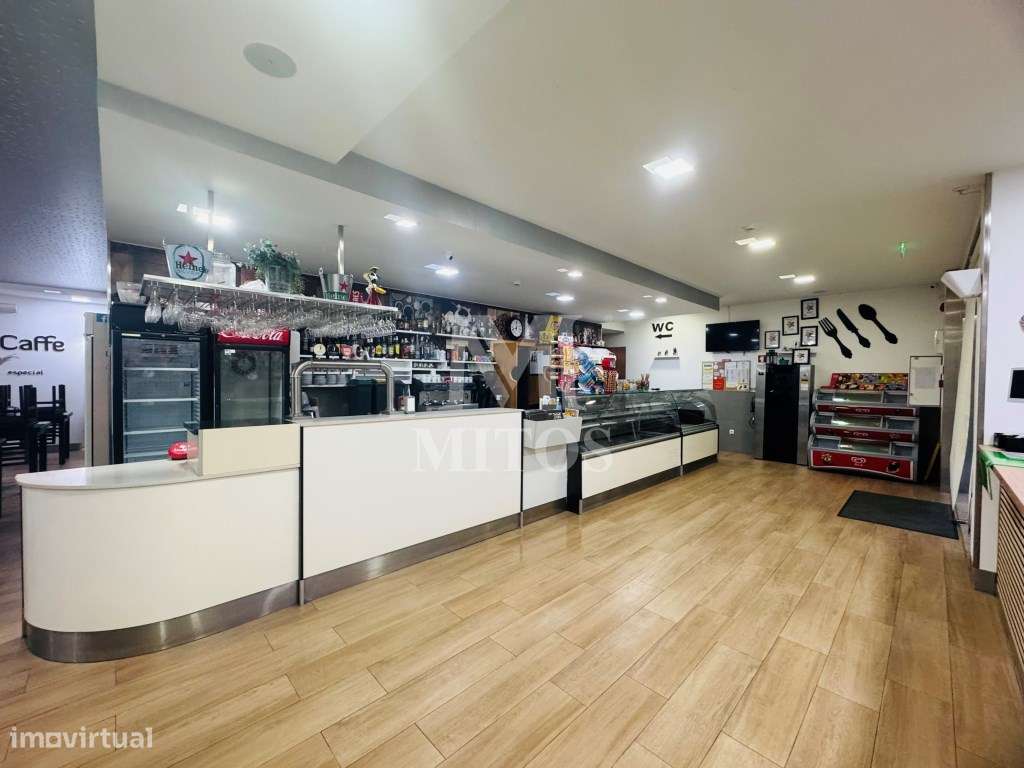 Café/Bar totalmente equipado e pronto a funcionar - Grande imagem: 3/27