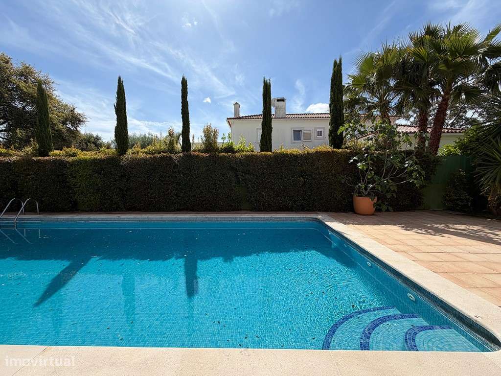 Moradia com Piscina, lote de 865 m2, a vendas nas Casas de Azeitão-27