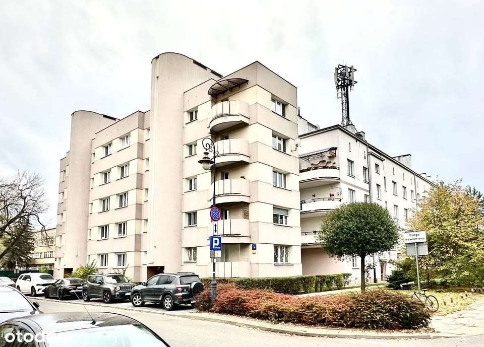 3-pokojowe mieszkanie z balkonem Łazienki Królewskie-0