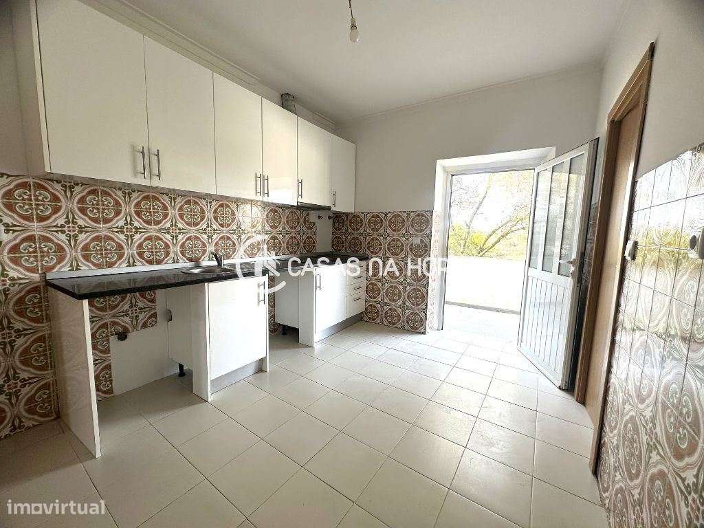 Apartamento T1 na Charneca da Caparica - Grande imagem: 3/19