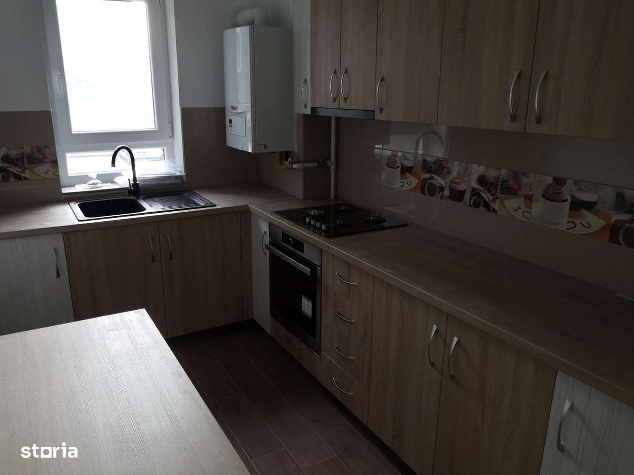 Apartament cu 2 camere structura mare zona Tractorul Coresi-19