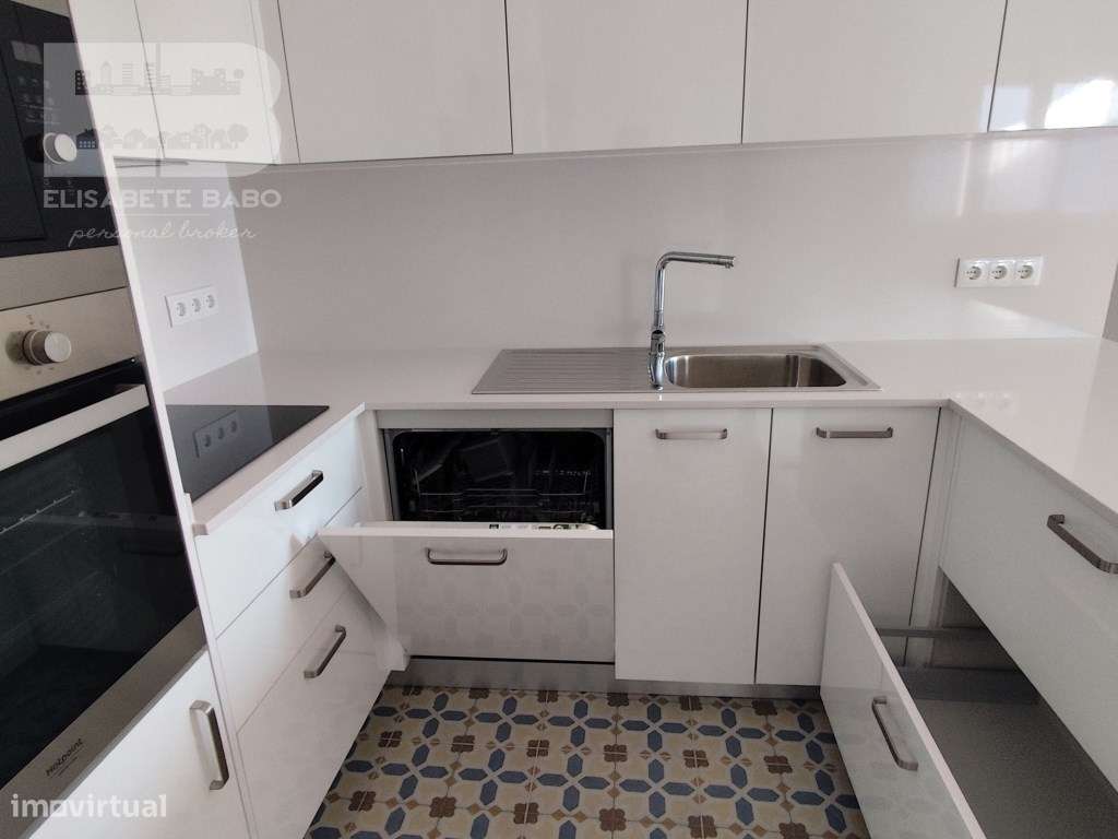 Fantástico apartamento T2+1 no Centro do Montijo-25