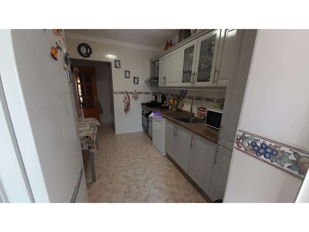Apartamento T3 no Centro de Vila Real de Santo António-17