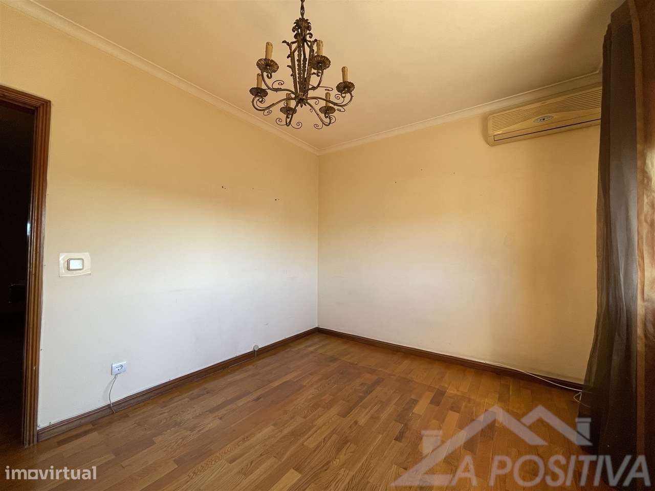 Apartamento T6 Venda em São João da Madeira,São João da Madeira-22
