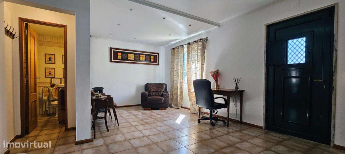 Quarto - localizado em Olivais Lisbon - Grande imagem: 1/8