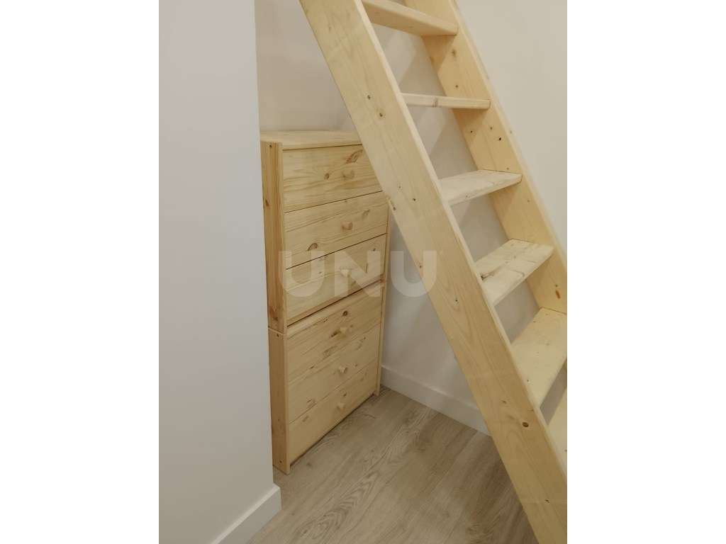 Studio equipado e mobilado no centro de Braga - Grande imagem: 2/9