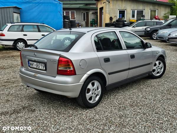 Opel Astra II 1.7 DTI Comfort - 13