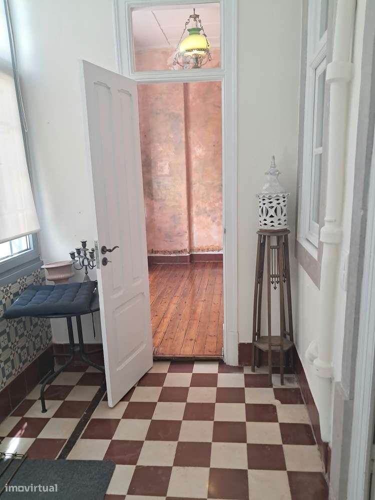 Apartamento ÍMPAR T3+1 com Jardim exclusivo próximo Metro Alameda-20