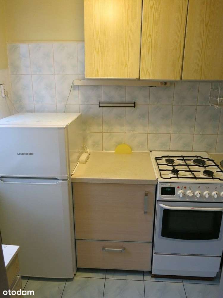 Kawalerka, ul. Grodzka, z widokiem na skwer!-5