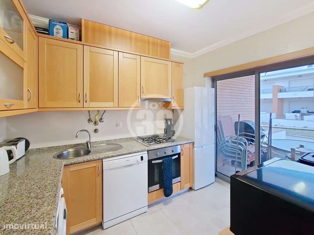 Bonita moradia em banda com 2 quartos, em condominio fechado com gr...-7