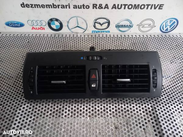 Grile Grila Aerisire Ventilatie Bord Centrala Bmw X3 E83 Grila Bmw X3 E83 - Dezmembrari Arad - 3