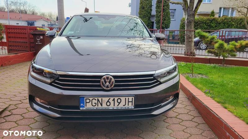 Volkswagen Passat 2.0 TDI BMT Comfortline - 3