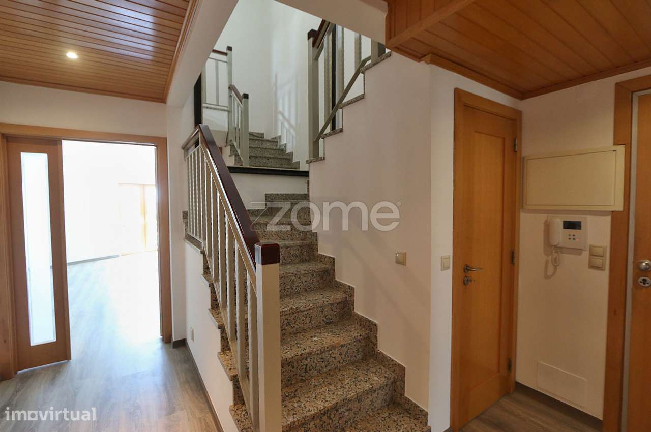 T5 DUPLEX EM CONDOMÍNIO NA QUINTA DAS PATINHAS - Grande imagem: 4/55