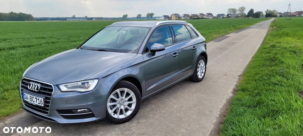 Audi A3 1.6 TDI Sportback Attraction - 9