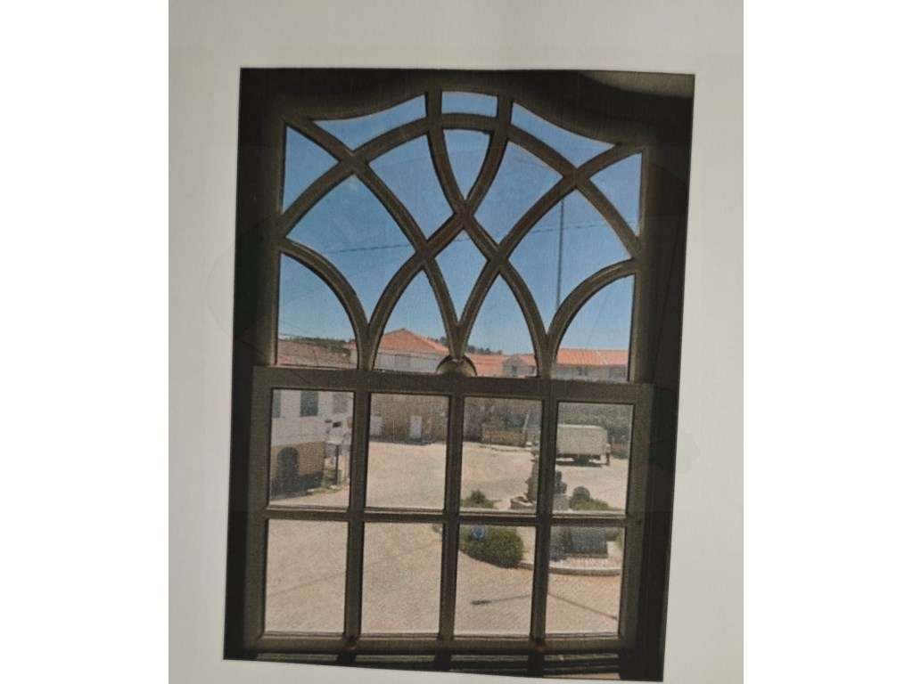 Palacete Brasonado do Séc. XIX na Coriscada, Guarda - Grande imagem: 5/12