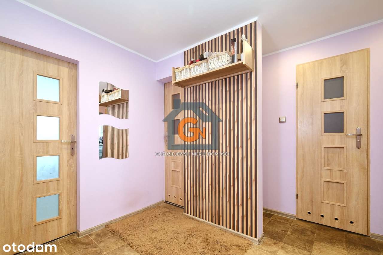 Sprzedam 3 pok. mieszkanie o pow.  57,60m2 ul. Galaktyczna-8