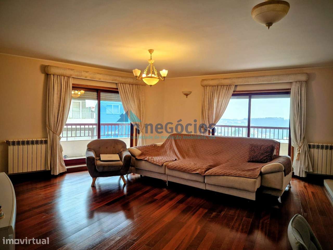 T3 com grande terraço no centro de O. Azeméis - Grande imagem: 4/19