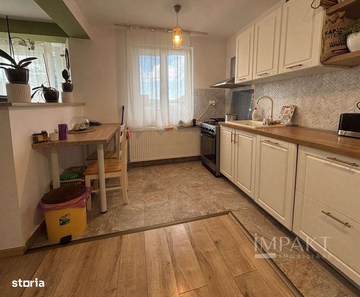 Vilă spațioasă cu garaj, curte de 600 mp  Sânnicoara - Imagine principală: 4/20