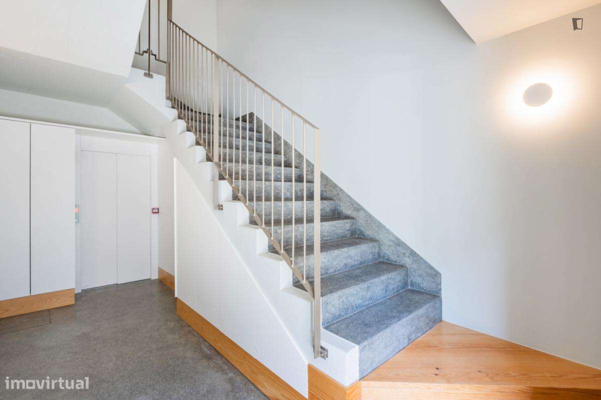 Apartamento com 1 quartos - localizado em Massarelos Porto - Grande imagem: 4/6