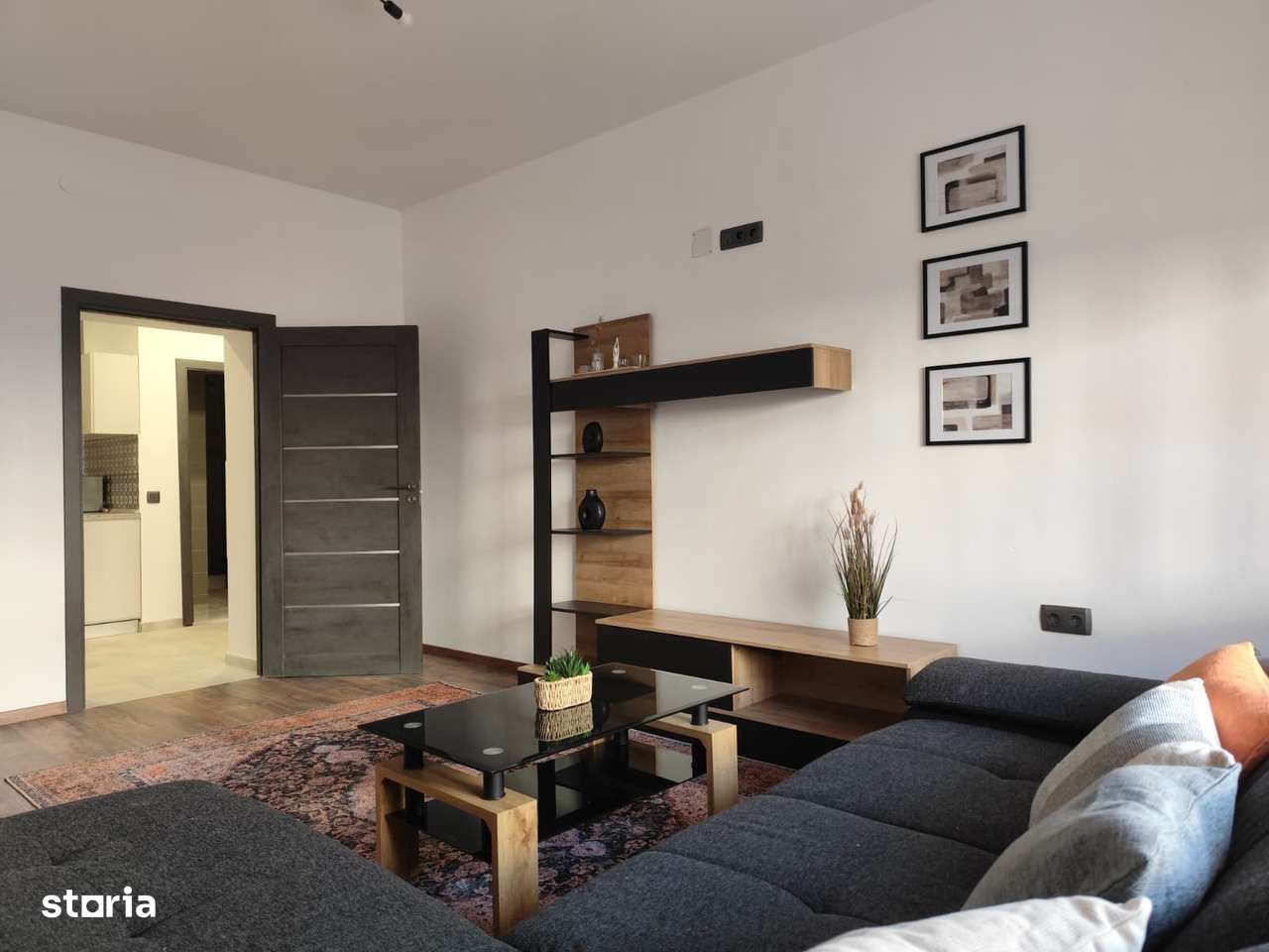 Inchiriere 2 camere Premium, Pietonala Republicii, Oradea - Imagine principală: 1/18
