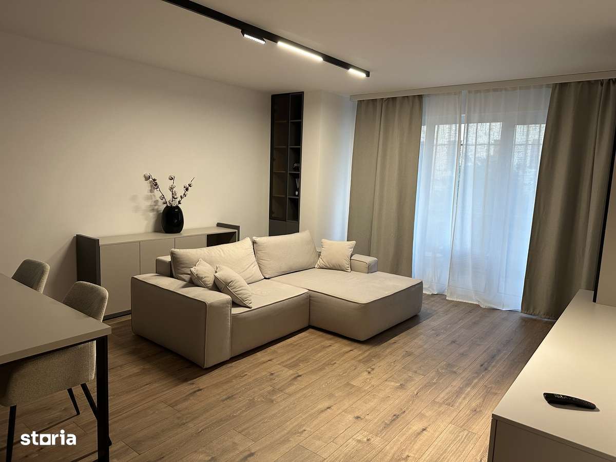 Apartament cu 2 camere  lux Adora Central , balcon și garaj în centru - Imagine principală: 5/15