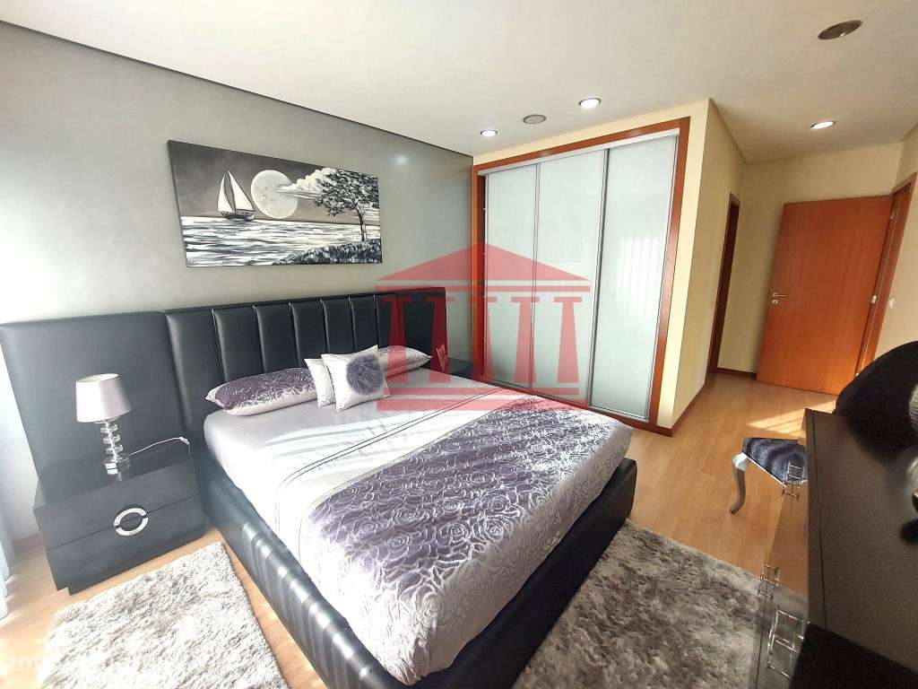 MORADIA V4 SEMINOVA-16