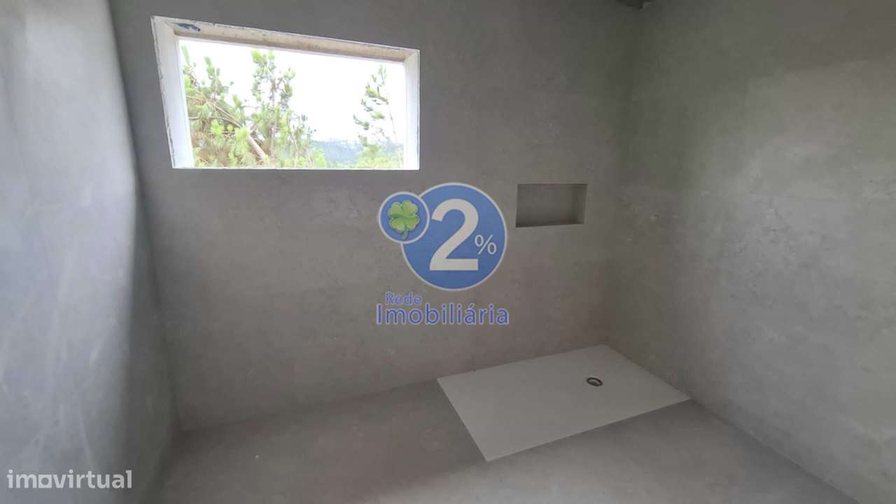 Moradia T3+1 em construção-20