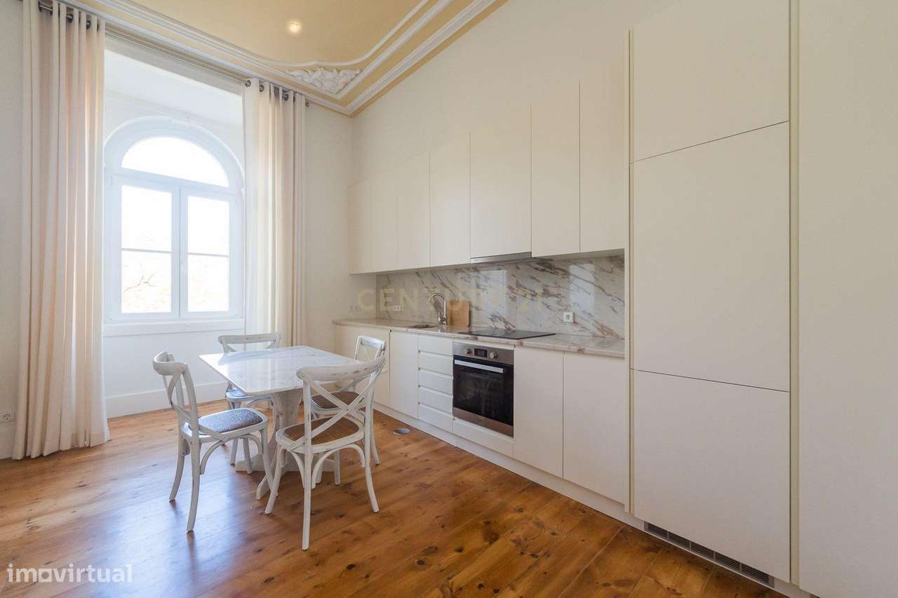 Elegante Apartamento T1 | Totalmente Remodelado e Equipado - Grande imagem: 4/23