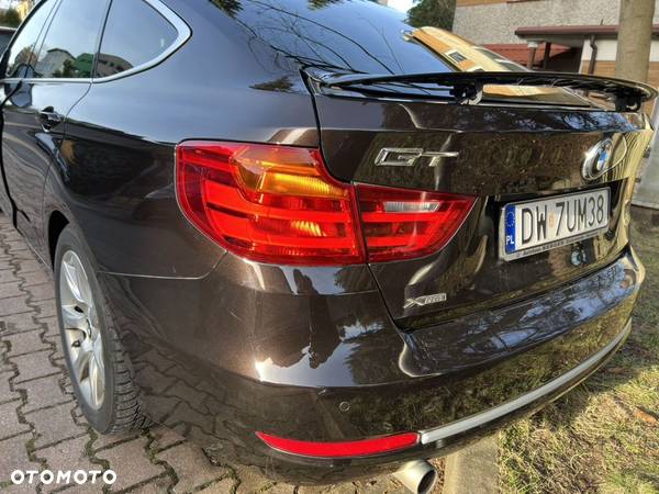 BMW 3GT 320d xDrive GT Luxury Line - 4