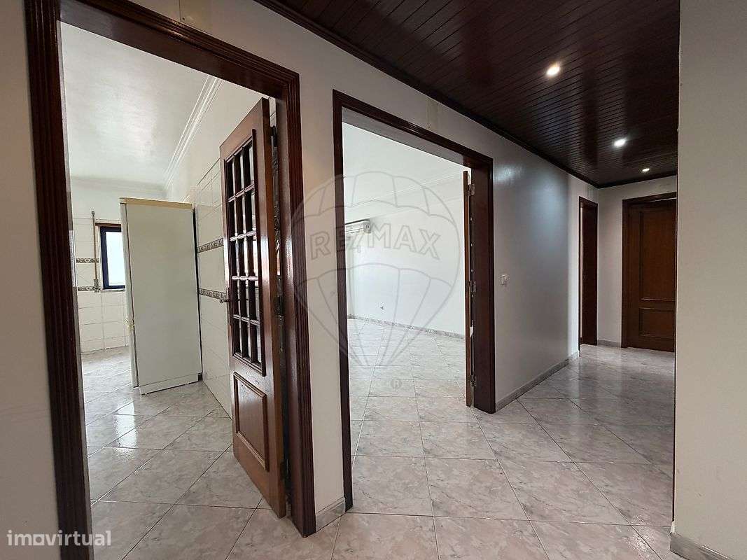 Apartamento T2 para venda - Grande imagem: 2/27