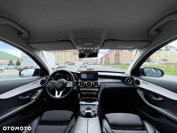 Mercedes-Benz Klasa C 200 d T 9G-TRONIC Avantgarde - 16