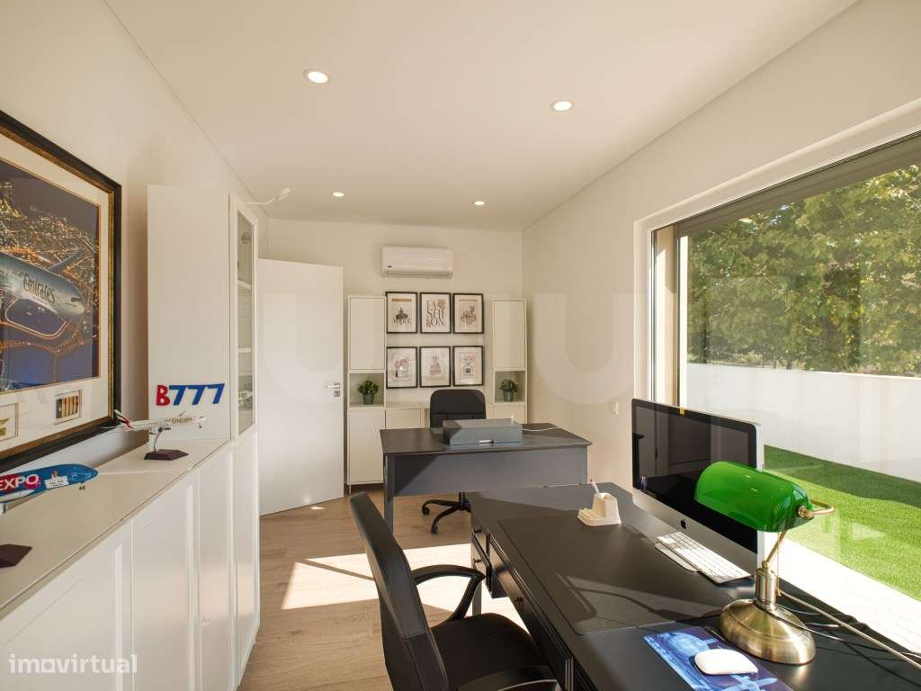 Moradia Moderna com Piscina Privada, para venda, Óbidos - Grande imagem: 2/45