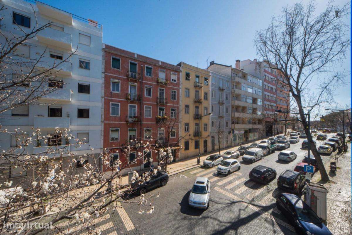 Quarto - localizado em Penha Lisbon - Grande imagem: 4/8