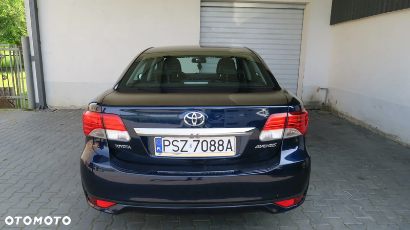 Toyota Avensis - 6