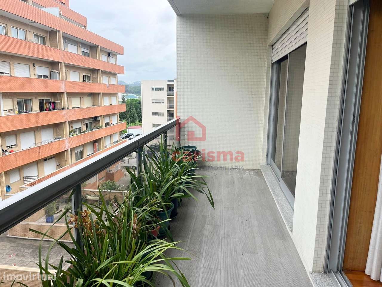 Apartamento T3 em Fermentões, Guimarães-17