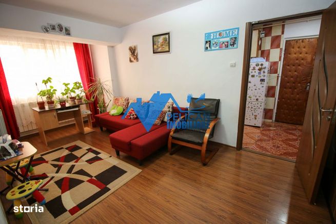 Vest , 3 camere, renovat, centrala proprie-1