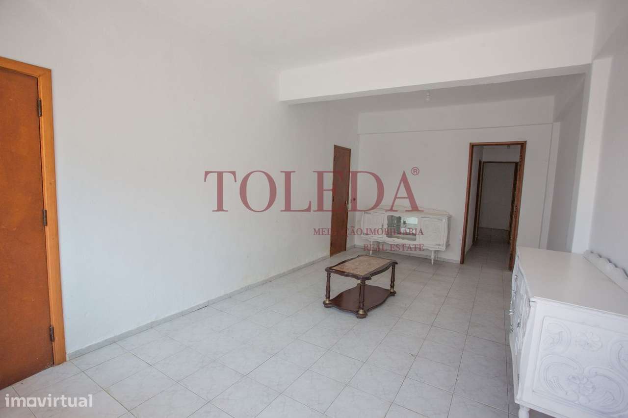 Moradia T5 com 10 Boxes para cavalos - Grande imagem: 5/47