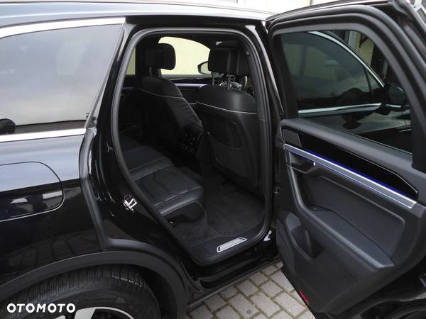 Volkswagen Touareg 3.0 V6 TDI SCR 4Mot Elegance - 23