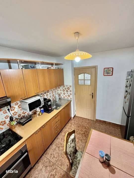 Apartament 4 cam decomandat Soveja-2