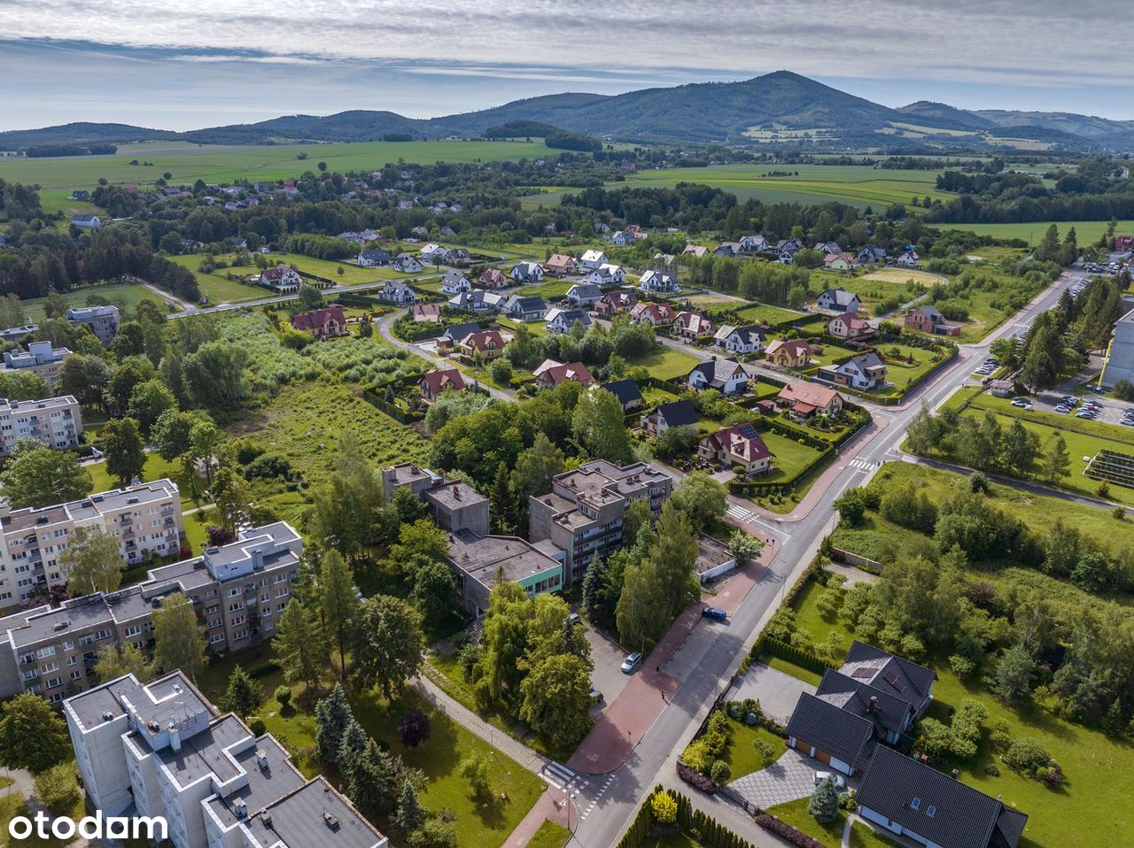 Świetna inwestycja z dużymi możliwościami !!