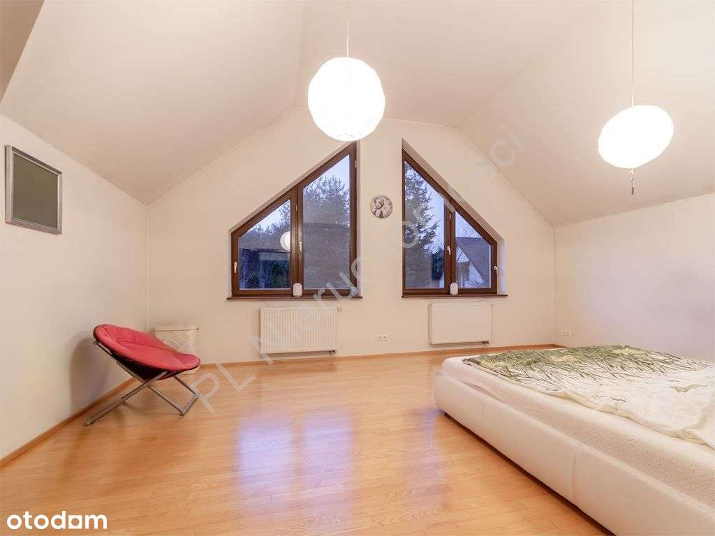 Atrakcyjny dom z ogrodem gotowy do zamieszkania-12