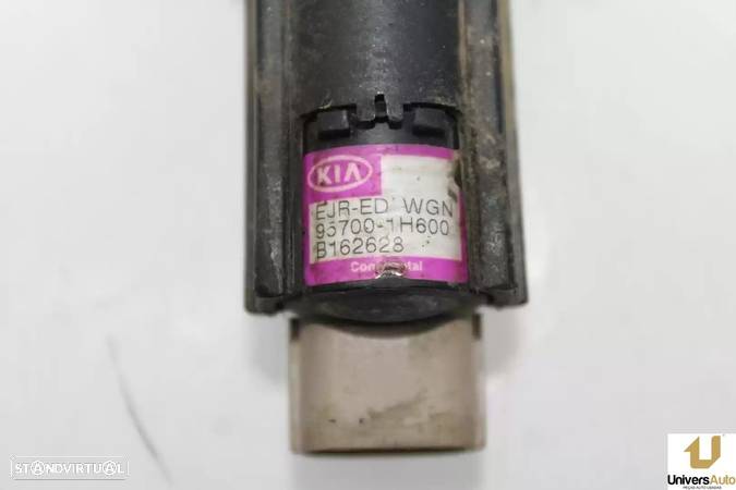 SENSOR DE PARKING KIA CEED SW 2009 -957001H600 - 3