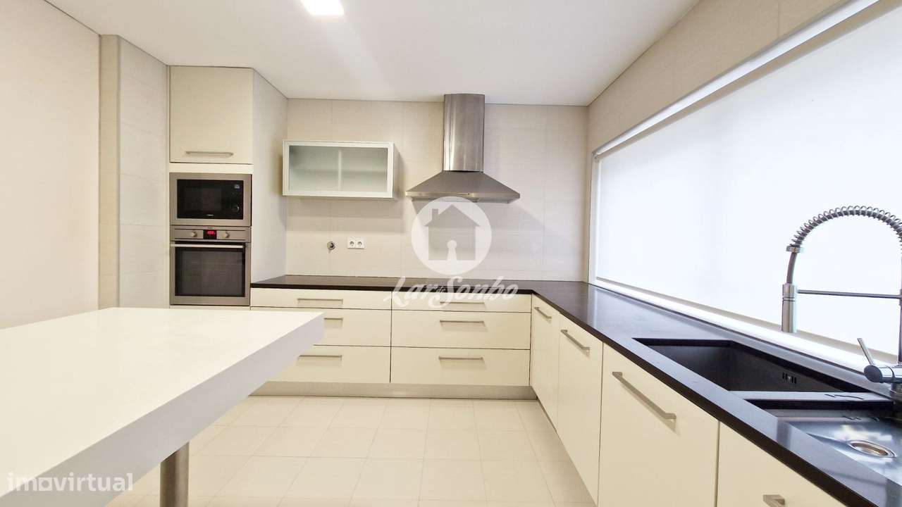 Apartamento T3 com Garagem no centro de Vila do Conde - Grande imagem: 5/27