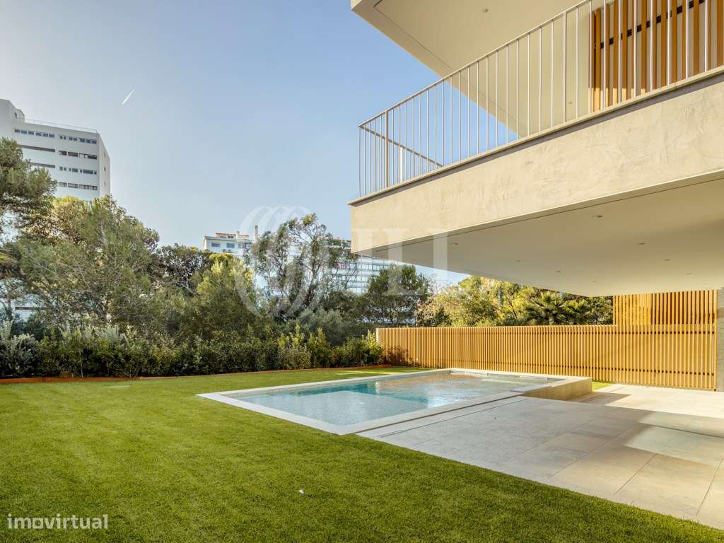 Moradia T4, com piscina e estacionamento, em Cascais - Grande imagem: 5/34