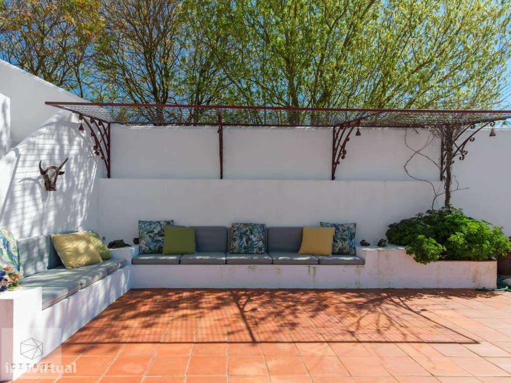 Moradia T8 com vista para Barragem do Maranhão-54