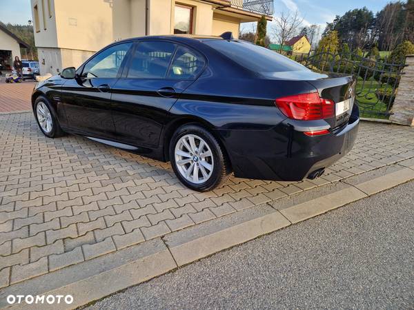 BMW Seria 5 520d xDrive - 17