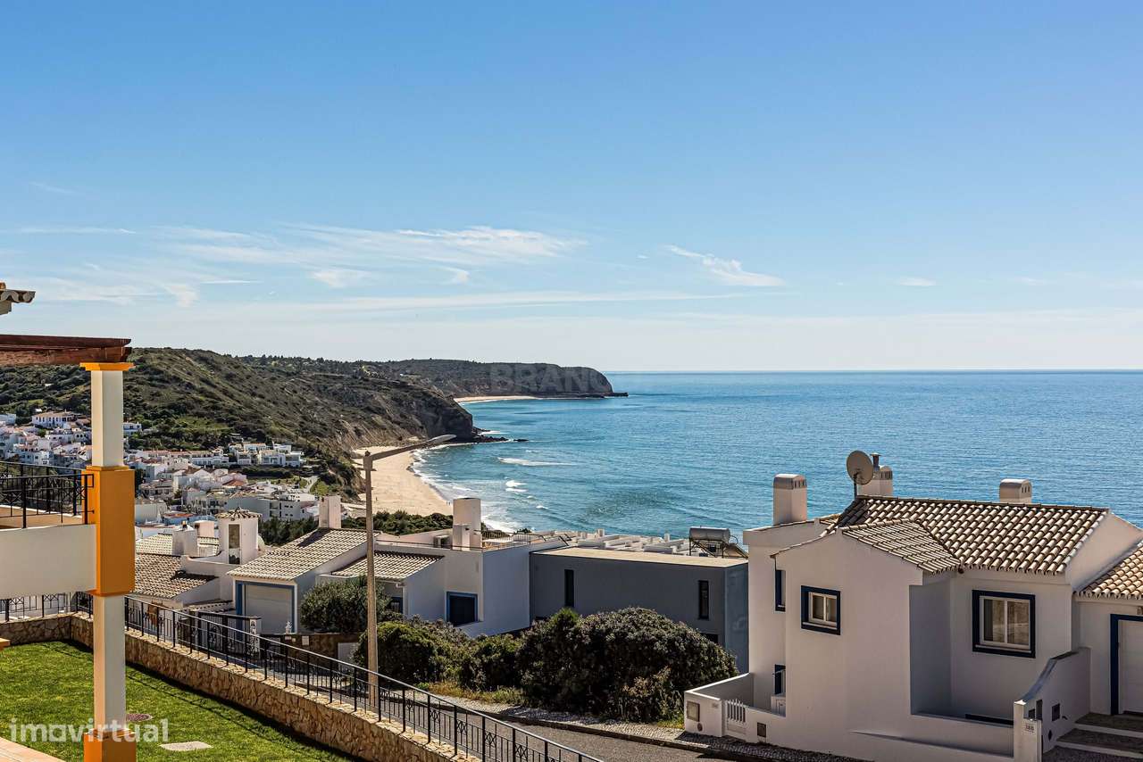 Moradia em Banda T2 com Vista Mar | Salema, Vila do Bispo-8
