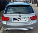 BMW Seria 3 320i - 4